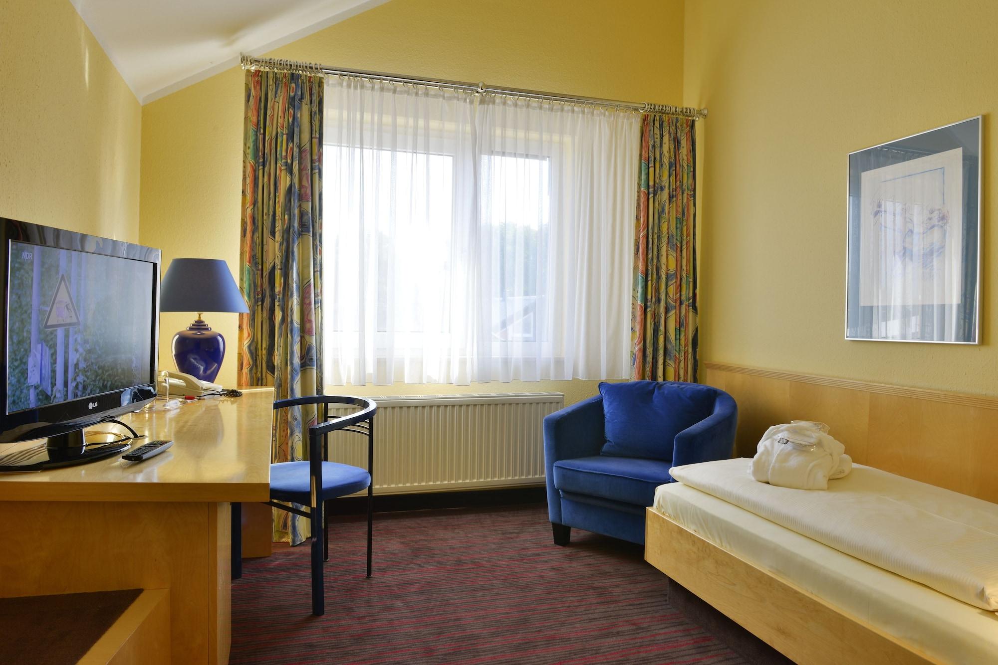 Hotel Achat Lueneburger Heide 4*